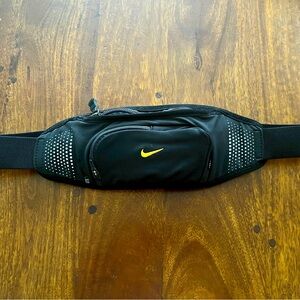 NIKE running belt